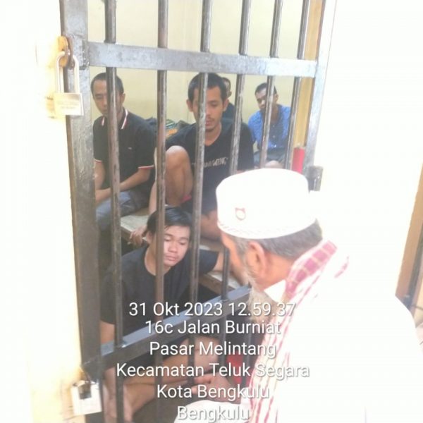 Tingkatkan Keimanan Serta Ketaqwaan, Polresta Bengkulu Rutin Laksankan Binrohtal Kepada Tahanan