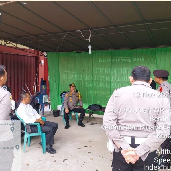Kapolresta Bengkulu Bersama Kasat Intelkam, Cek dan Monitoring Gudang Logistik di KPU Kota Bengkulu￼