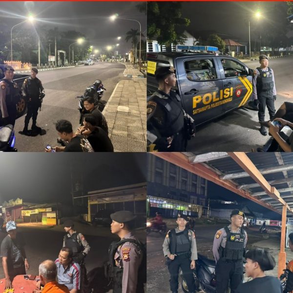 Patroli Malam, Personel Sat Samapta Ingatkan Warga Tidak Pulang Larut Malam Menghindari Gangguan Kamtibmas￼