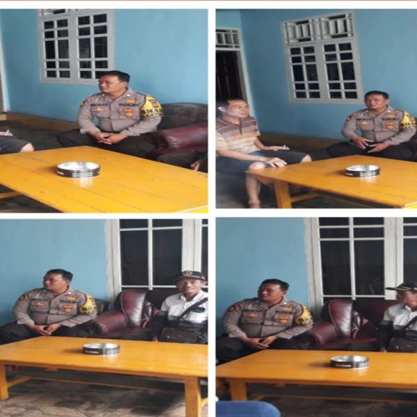 Bhabinkamtibmas Kelurahan Sumur Dewa, Sambang ke Warga Binaannya dan Berikan Imbauan dan Pesan-Pesan Kamtibmas￼