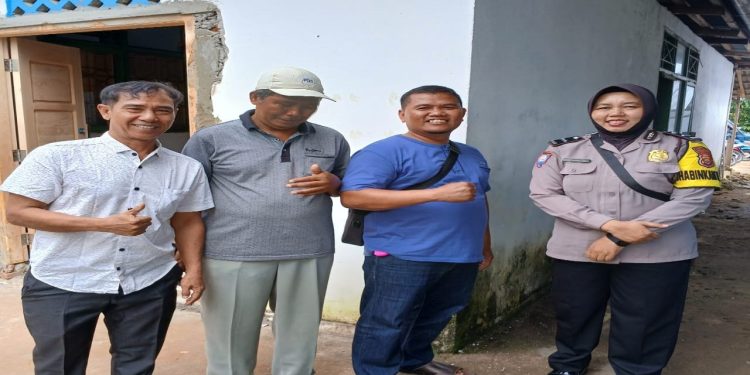 Jalin Komunikasi dengan Warga Binaan, Bhabinkamtibmas Sawah Lebar Giatkan Sambang Kamtibmas
