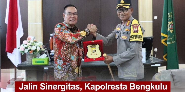 Jalin Sinergitas, Kapolresta Bengkulu Laksanakan Silaturahmi Dengan Kepala Pengadilan Negeri Bengkulu.