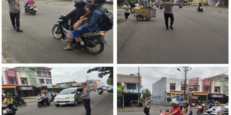 Polsek Gading Cempaka Amankan Arus Lalu Lintas Pagi di Simpang Jl. KS Tubun, Kota Bengkulu