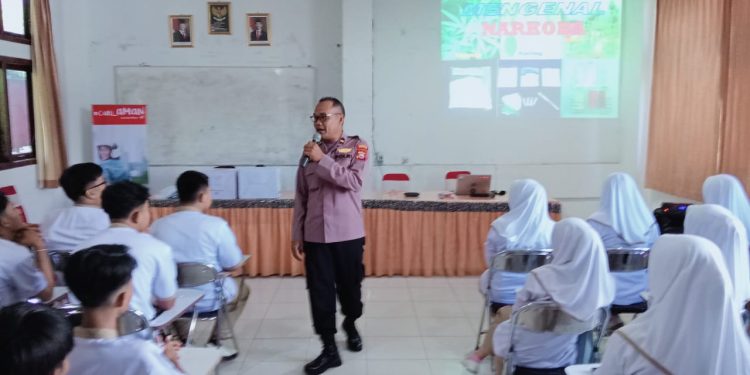 Sat Binmas Polresta Bengkulu Gelar Penyuluhan Bahaya Narkoba di Akademi Analis Kesehatan Harapan Bangsa
